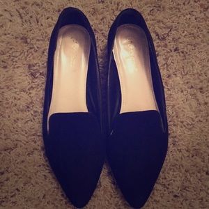 Black Loafers with Pearls